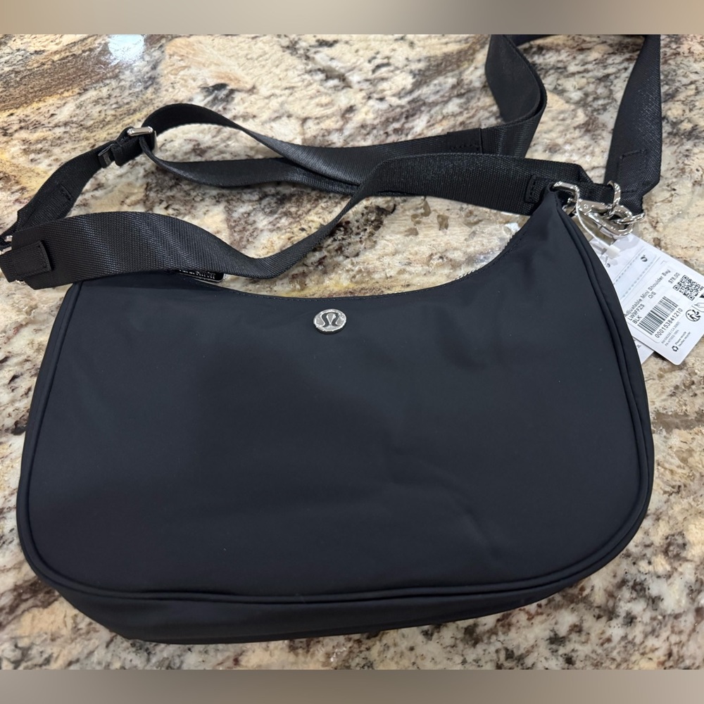 Lululemon Black Adjustable Mini Shoulder Bag NWT